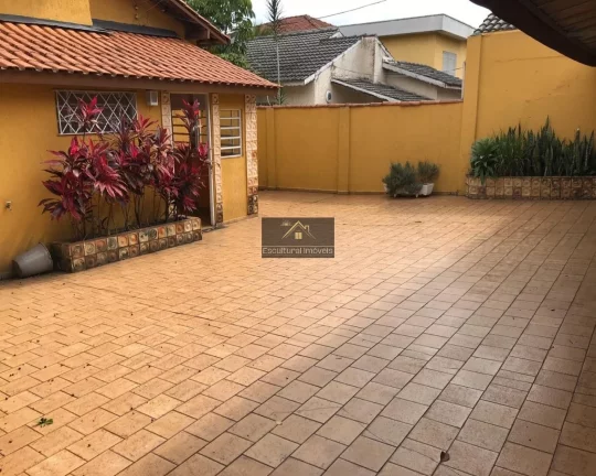 Imagem CITY LAPA BOM PARA ÁREAS DA SAÚDE ADVOVACIA CASA TÉRREA 3 DORMITÓRIOS 1 SUÍTE 4 BANHEIROS VAGA PARA 5 AUTOMÓVEIS BEM LOCALIZADA