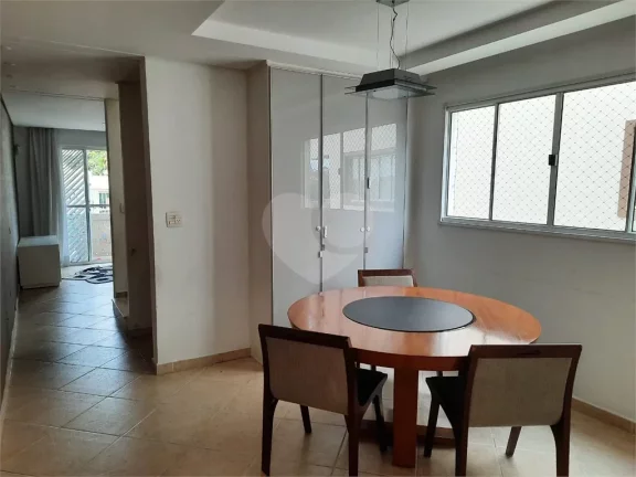 Imagem Sobrado à venda com 3 quartos, sendo 1 suíte, em Butantã, São Paulo - SP