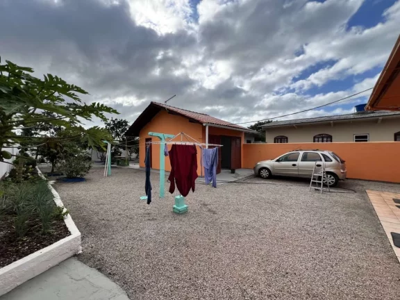Imagem Casa para Venda em Florianópolis / SC no bairro São João do Rio Vermelho