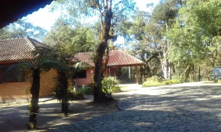 Imagem CHÁCARA com 3 dormitórios à venda com 5000m² por R$ 1.690.000,00 no bairro Vila Franca - PIRAQUARA / PR
