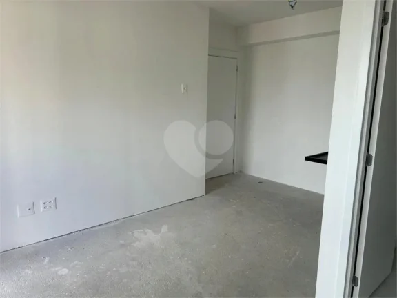 Imagem Studio à venda com 1 quarto, sendo 1 suíte, no condomínio Go Portugal, São Paulo - SP