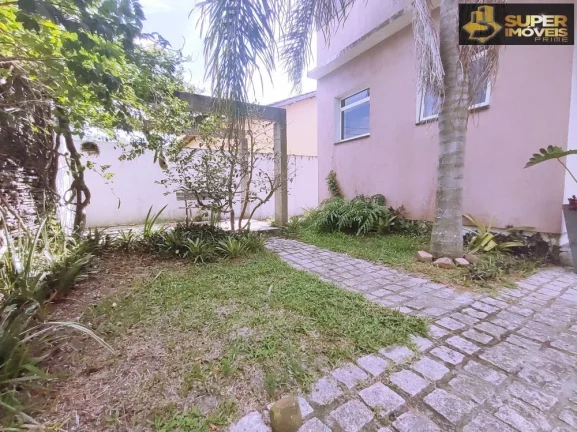 Imagem Casa Alto Padrão para Venda Marina Ilha Verde - Pelotas-RS