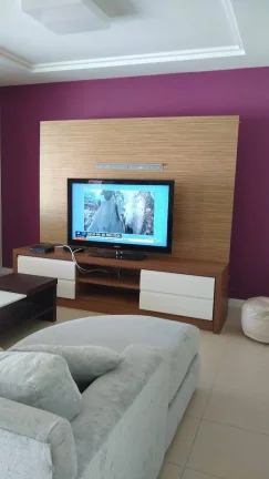 Imagem Casa 5 dormitórios à 170 metros da Praia em Canasvieiras