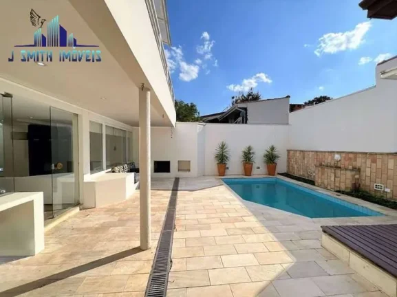 Imagem Casa 4 dorm/2sts, repleta de armários, piscina, gourmet, clube completo!