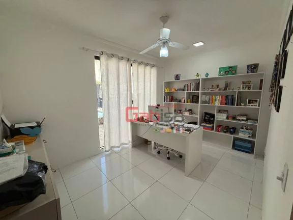 Imagem Casa com 3 dormitórios à venda, 200 m² por R$ 800.000,00 - Palmeiras - Cabo Frio/RJ