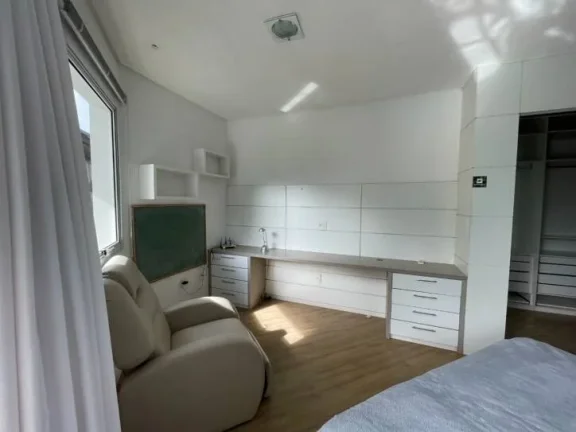 Imagem Casa com 4 dormitórios para alugar- Jurerê - Florianópolis/SC