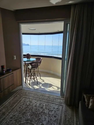 Imagem Apartamento frente mar com 3 dormitórios sendo 1 suíte e 1 vaga de garagem no Centro de Itapema