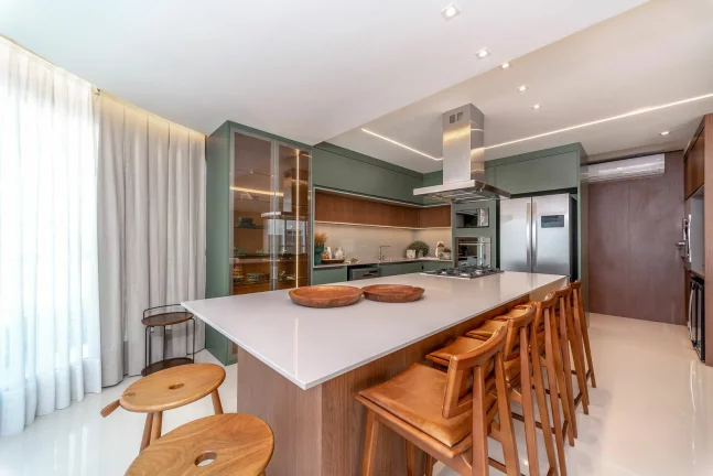 Imagem Apartamento com 4 dormitórios à venda sendo 4 suítes, 237 m² por - R$ 13.100.000,00 - Centro - Bal. Camboriú/SC