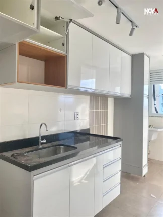 Imagem Apartamento em andar alto, com excelente ventilação, vista aberta e localização privilegiada a p...
