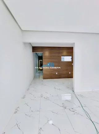 Imagem Casa para Venda em Feira de Santana, Mangabeira, 3 dormitórios, 1 suíte, 1 banheiro, 2 vagas
