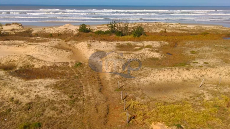 Imagem Terreno á venda na Praia Real em Torres/RS