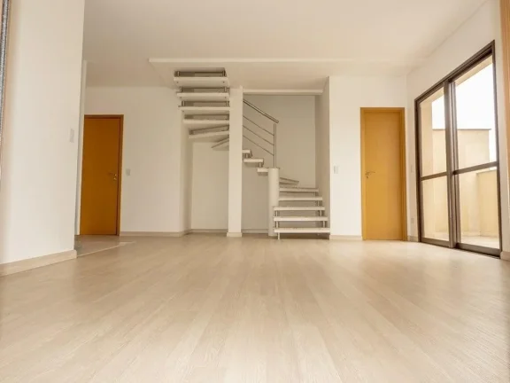 Imagem Cobertura Duplex para Venda em Curitiba, Cristo Rei, 3 dormitórios, 1 suíte, 3 banheiros, 2 vagas