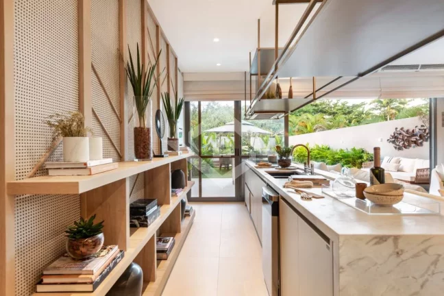Imagem Casa Triplex de 3 Suítes com 321,60 m² para Venda no Parque das Rosas Barra