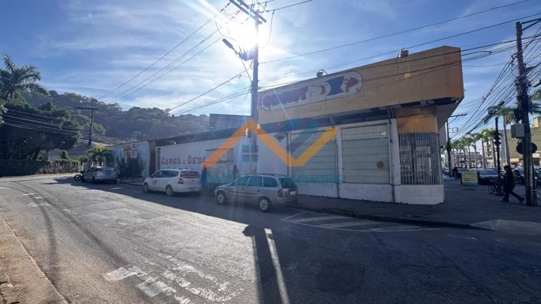 Imagem Área comercial com aproximadamente 720m² à venda no bairro Jardim Panorama – Ipatinga