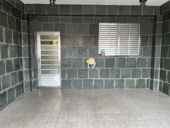 Imagem Sobrado com 3 dormitórios à venda, 196 m² por R$ 390.000,00 - Vila Figueira - Suzano/SP