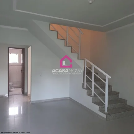 Imagem Casa para Venda em Araruama, Rio do Limão, 2 dormitórios, 1 suíte, 2 banheiros, 1 vaga