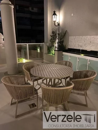 Imagem Apartamento Quadra Mar para Venda em Balneário Camboriú / SC no bairro Centro