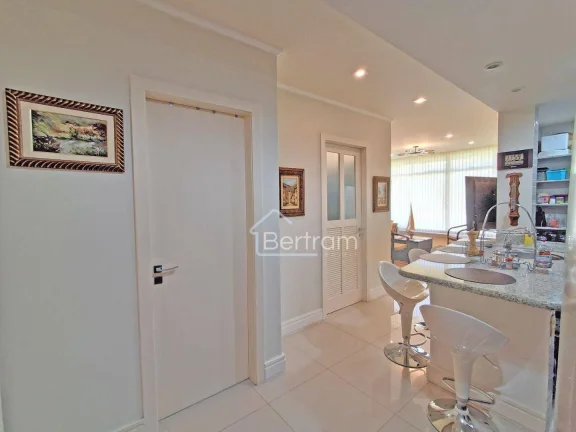 Imagem Apartamento com 2 dormitórios à venda, 63 m² por R$ 550.000,00 - Condomínio Porto Bracuhy - Angra dos Reis/RJ