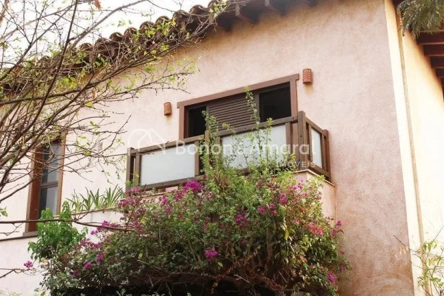 Imagem Casa em condomínio com 1000 m² e 7 quartos