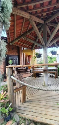 Imagem Casa na Praia com 5 Vagas de Garagem, frente mar , em Balneário Piçarras, Santa Catarina