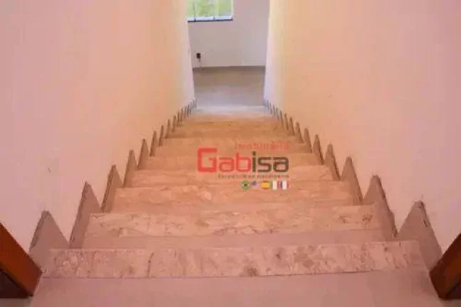Imagem Casa com 3 dormitórios à venda, 700 m² por R$ 430.000 - Morro dos Milagres - São Pedro da Aldeia/RJ