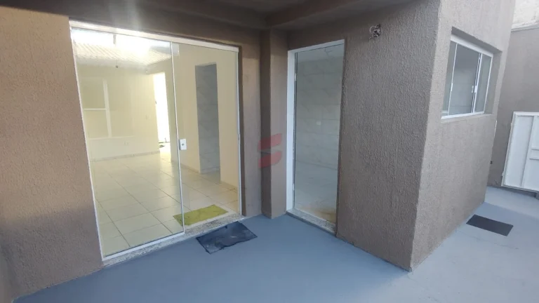 Imagem SOBRADO com 3 dormitórios à venda por R$ 850.000,00 no bairro Novo Mundo - CURITIBA / PR