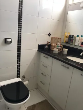 Imagem Apartamento á venda em Piracicaba, Bairro Centro, com 3 dormitórios, 1 suíte, sala para 2 ambient...