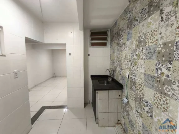 Imagem Casa no 2° Pavimento com 2 Quartos para Locação Anual no Bairro Muquiçaba - Guarapari/ES