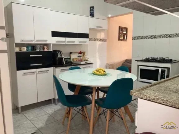 Imagem Sobrado à venda com 2 quartos, sendo duas casas no Tulipas - Jundiaí