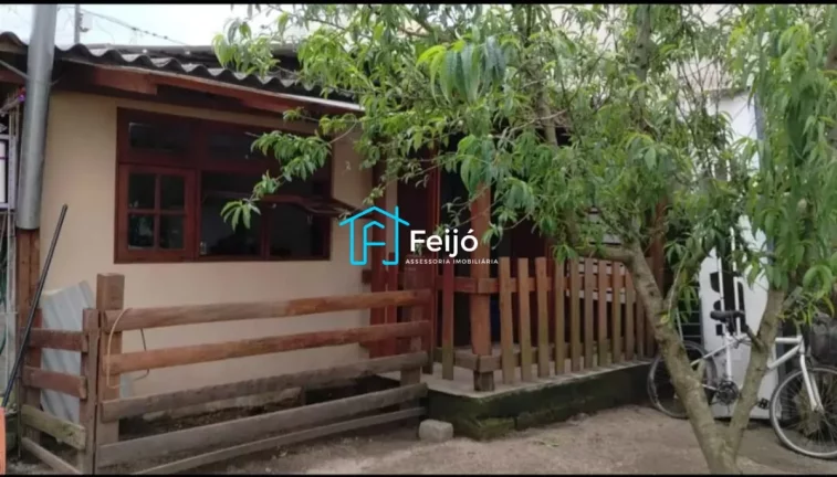 Imagem Casa 3 dormitórios com 1 suíte no Bairro Lami