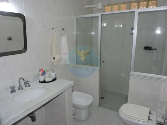 Imagem Casa a Venda no bairro Granja Viana - Carapicuíba, SP
