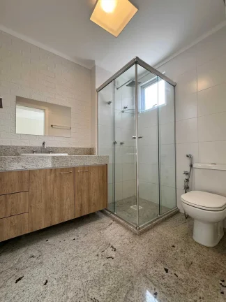 Imagem Apartamento com 3 Suítes e 2 Vagas de garagem em Florianópolis