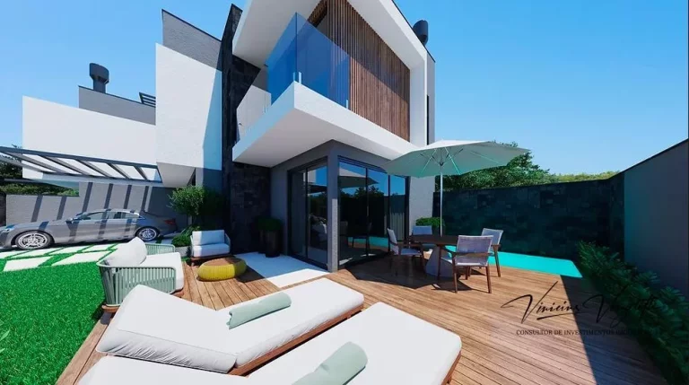 Imagem Casa / Sobrado para Venda em Camboriú / SC no bairro São Francisco de Assis