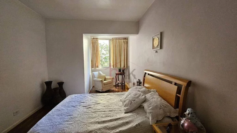 Imagem Apartamento com 131m² mobiliado à venda em Moema.