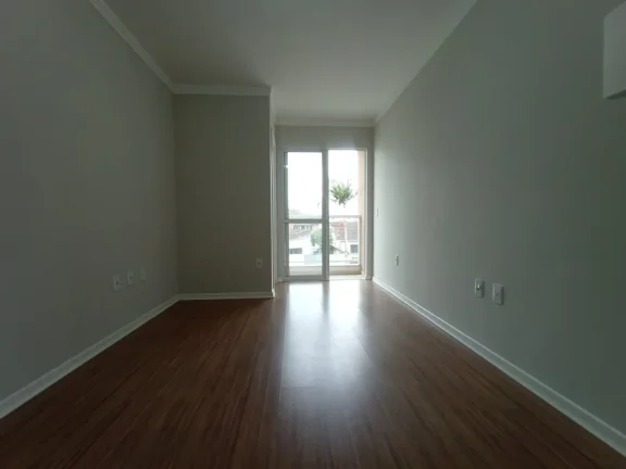 Sobrado com 2 suítes e 2 vagas de garagem