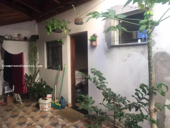 Imagem Casa / Sobrado para Venda em Limeira, JARDIM SANTA AMÁLIA, 2 dormitórios, 1 banheiro, 1 vaga