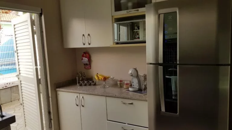 Imagem Casa para Venda em Limeira, Jardim montezuma, 3 dormitórios, 1 suíte, 3 banheiros, 5 vagas