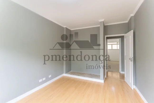 Imagem Apartamento em frente ao Mackenzie com 156m², 3 dormitórios (1 suíte) e 1 vaga.