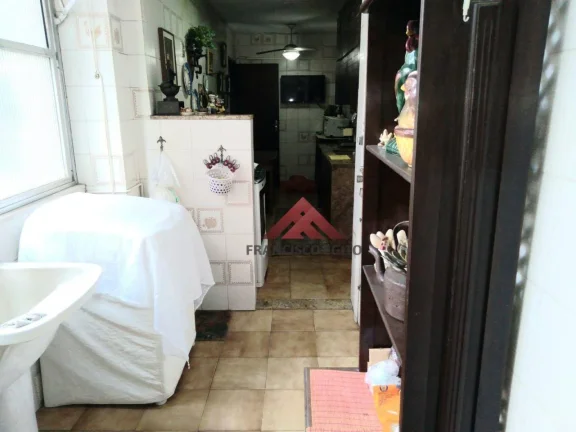 Imagem Apartamento vista mar, sala amplacom 3 quartos à venda, 130 m² por R$ 1.050.000