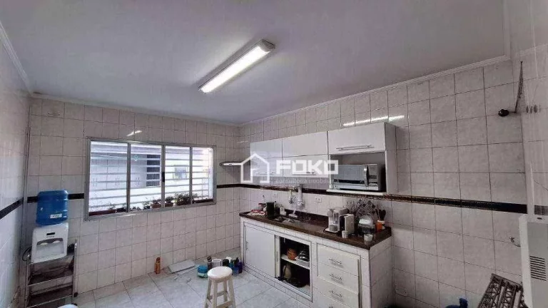 Imagem Sobrado com 3 dormitórios, 200 m² - venda por R$ 820.000,00 ou aluguel por R$ 4.200,00/mês - Jardim Santa Mena - Guarulhos/SP