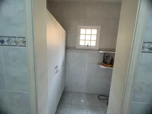 Imagem Sobrado com 3 dormitórios à venda, 170 m² por R$ 750.000,00 - Centro - Ferraz de Vasconcelos/SP