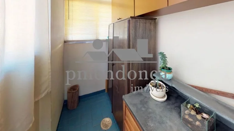 Imagem Apartamento a venda em Perdizes com 198m², 3 quartos ( 1 suíte ) e 1 vaga.