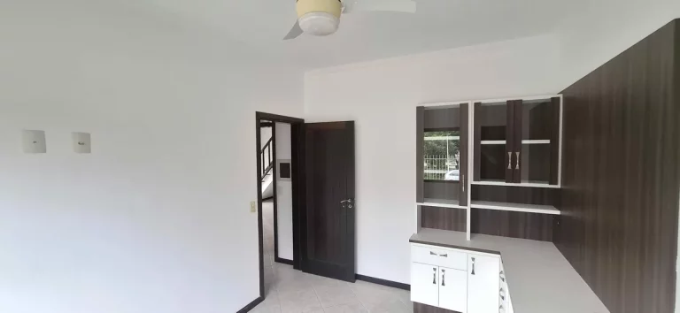 Imagem Casa à Venda, 145m2, 3 Dormitórios(1) , Vila Becker Santo Amaro da Imperatriz/SC