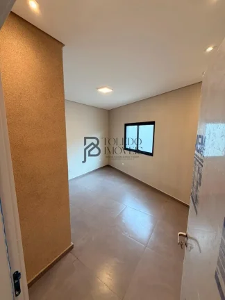 Imagem CASA NOVA 02 DORMITÓRIOS 01 SUÍTE À VENDA – CAIÇARA, PRAIA GRANDE
