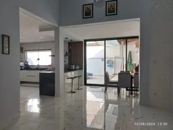 Imagem Lindo Sobrado em Condomínio Fechado no Residencial Granja Deolinda em Sorocaba