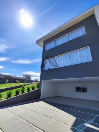 Imagem Sobrado com 5 suítes e energia solar - Aceita permuta SP