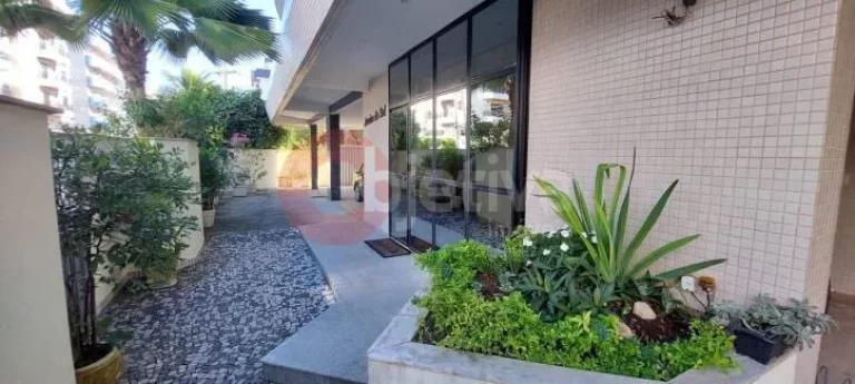 Imagem Apartamento com 3 dormitórios à venda, 160 m² por R$ 900.000,00 - Algodoal - Cabo Frio/RJ