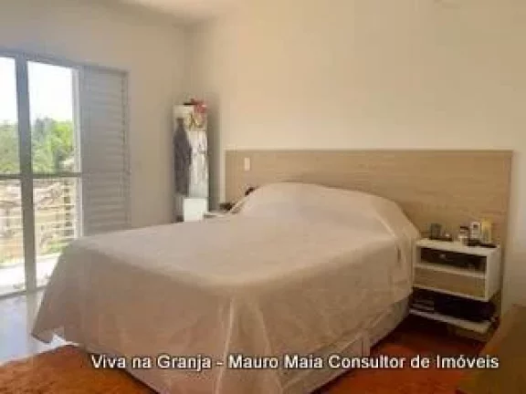Imagem Linda casa com 3 suítes em cond com lazer completo - Granja Viana