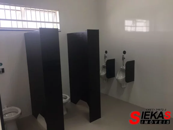 Imagem Galpão Industrial para Locação Vila Esperança , São Paulo-SP: 1.740m², 17 Banheiros, 40 vagas de garagem!