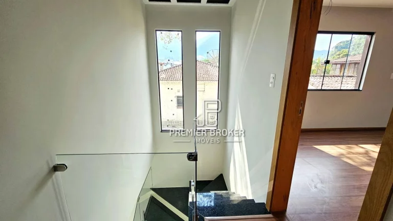 Imagem Casa à venda, 116 m² por R$ 690.900,00 - Nossa Senhora de Fátima - Teresópolis/RJ